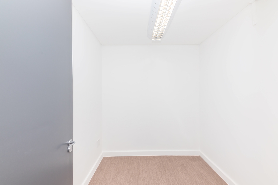 To Let commercial Property for Rent in De Waterkant Western Cape
